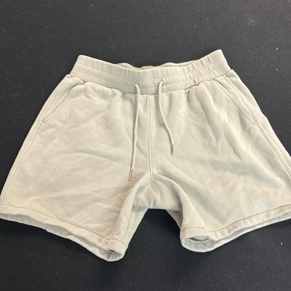 Abercrombie and Finch light olive green relaxed cotton fleece shorts